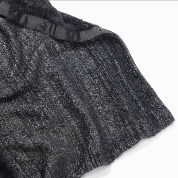 Stella & Dot Metallic Multi-Way Snap Scarf Black & Gray - Picture 11 of 11